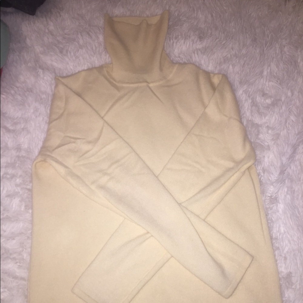Cashmere turtleneck